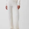 Spodnie sweterkowe typu bootcut z serii CashSoft