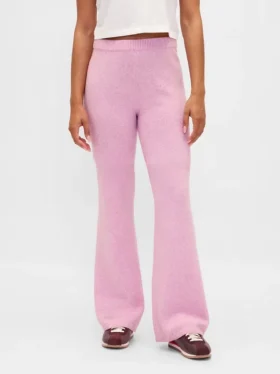 Spodnie sweterkowe typu bootcut z serii CashSoft