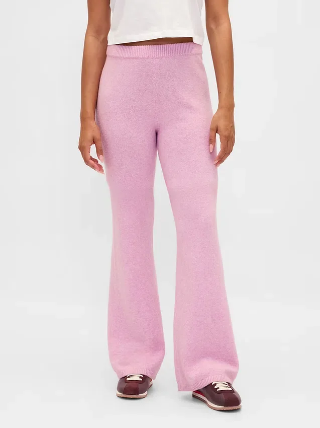 Spodnie sweterkowe typu bootcut z serii CashSoft