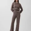 Spodnie sweterkowe z dzianiny typu „cable-knit” z serii CashSoft