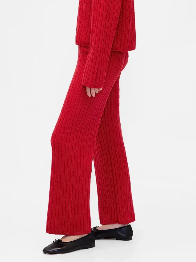 Spodnie sweterkowe z dzianiny typu „cable-knit” z serii CashSoft