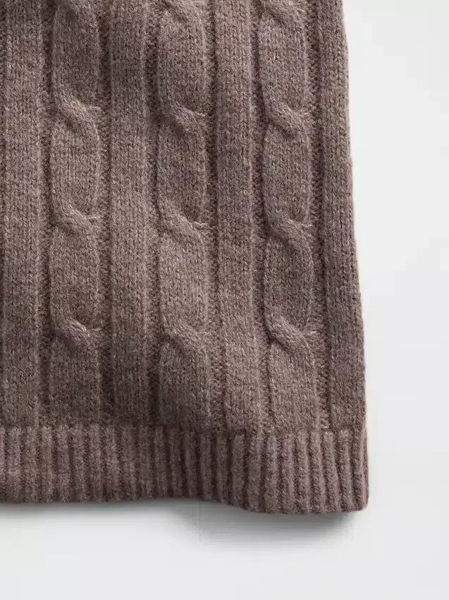 Spodnie sweterkowe z dzianiny typu „cable-knit” z serii CashSoft