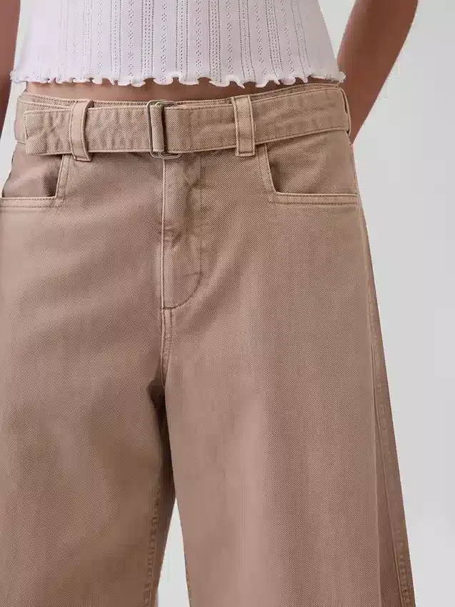 Spodnie typu culotte o średnim stanie z paskiem