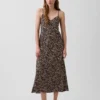 Sukienka typu slip midi w zebrowy wzór