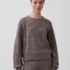 Swetr CashSoft o luźnym kroju z wzorem typu „shaker stitch”