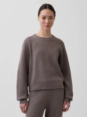 Swetr CashSoft o luźnym kroju z wzorem typu „shaker stitch”
