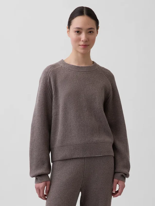 Swetr CashSoft o luźnym kroju z wzorem typu „shaker stitch”