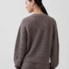 Swetr CashSoft o luźnym kroju z wzorem typu „shaker stitch”