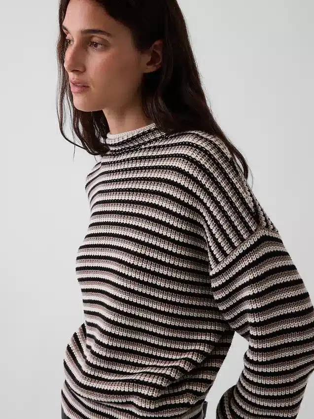Swetr oversize z golfem, 100% bawełna