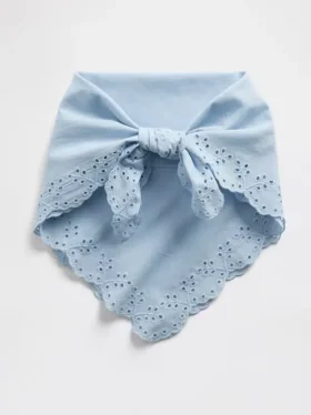 Szalik typu bandana z 100% bawełny z ażurowymi wykończeniami