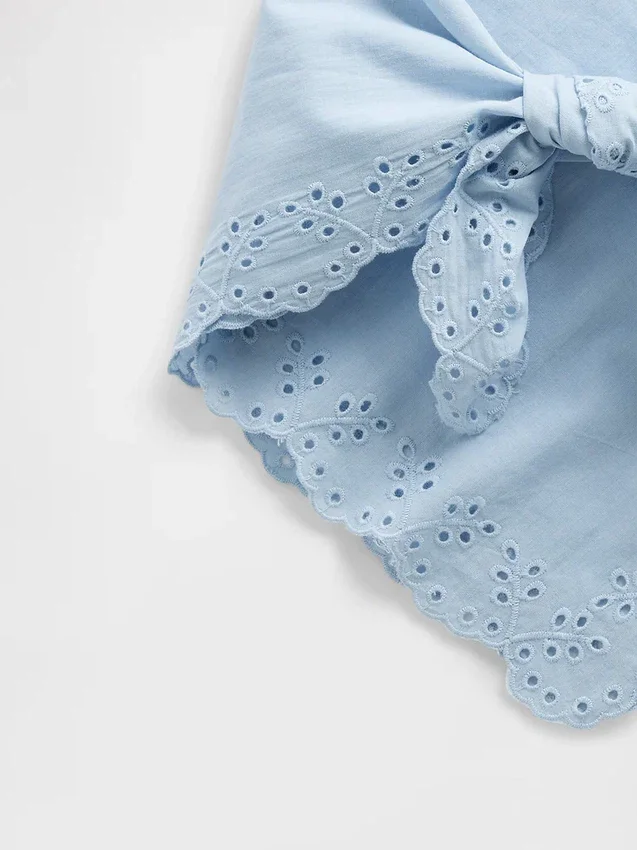 Szalik typu bandana z 100% bawełny z ażurowymi wykończeniami