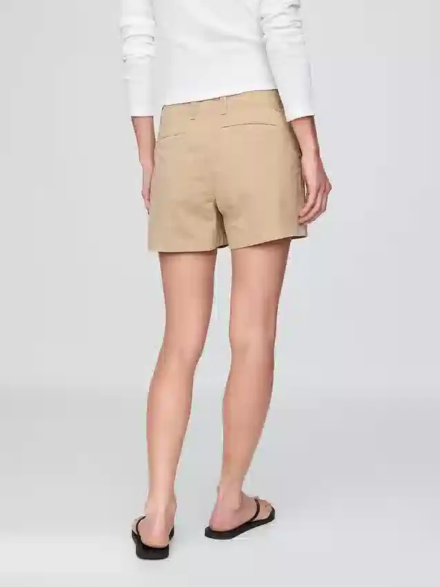 Szorty „Downtown Khaki” o długości 4"