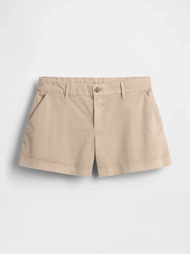 Szorty w kolorze khaki o średnim stanie