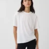 T-shirt GapFit Breathe o luźnym kroju
