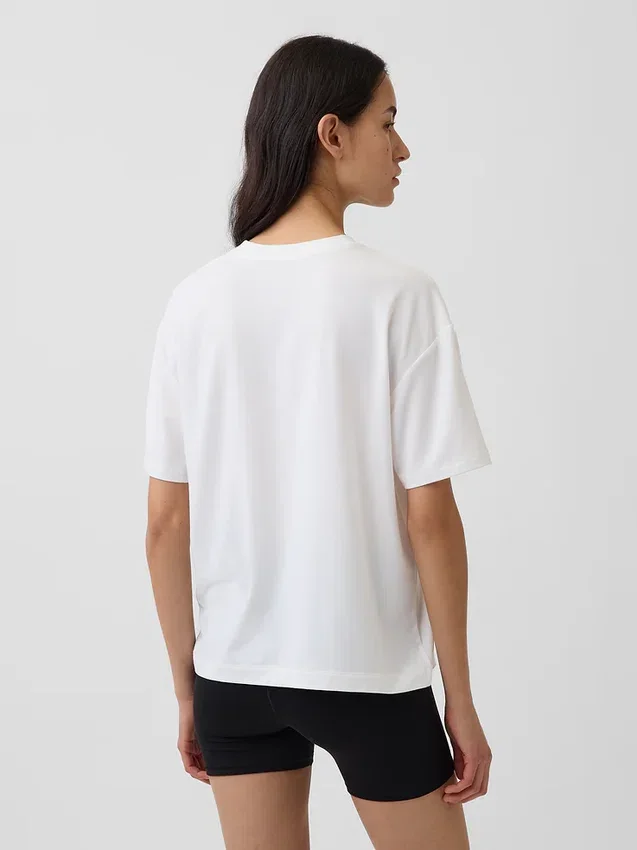 T-shirt GapFit Breathe o luźnym kroju