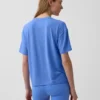 T-shirt GapFit Breathe o luźnym kroju