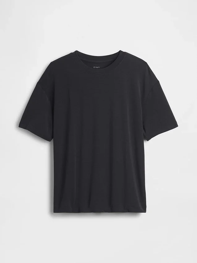 T-shirt GapFit Breathe o luźnym kroju