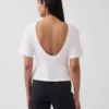 T-shirt Gapstudio z kieszenią i wycięciem z tyłu