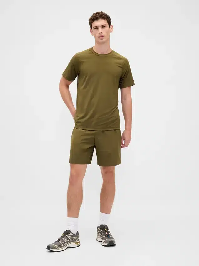 T-shirt Hill City