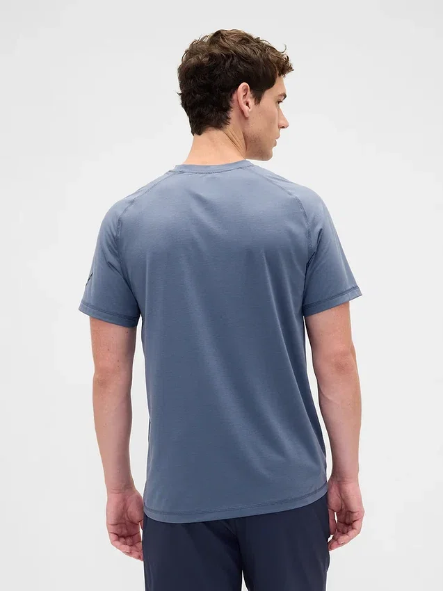 T-shirt Hill City