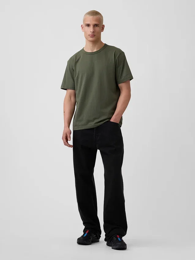 T-shirt o luźnym kroju