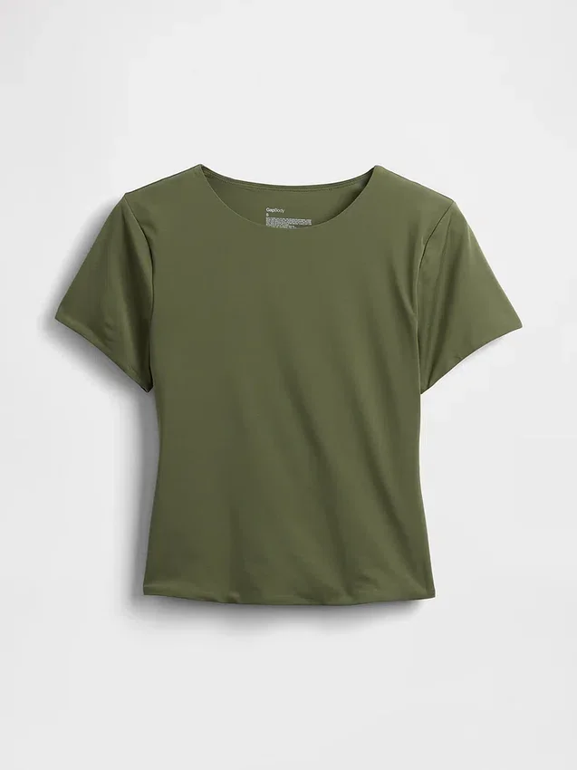 T-shirt typu „second skin” o skróconym kroju