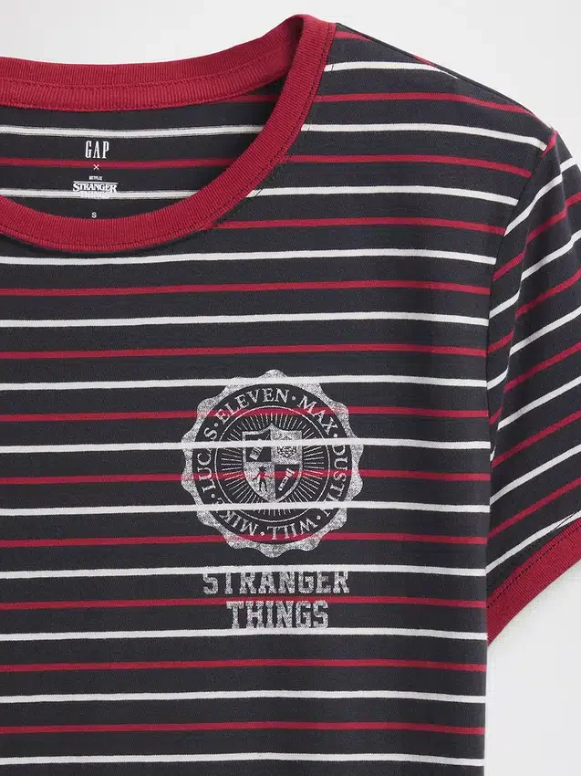 T-shirt z bawełny organicznej „Stranger Things” w stylu vintage, o skróconym kroju