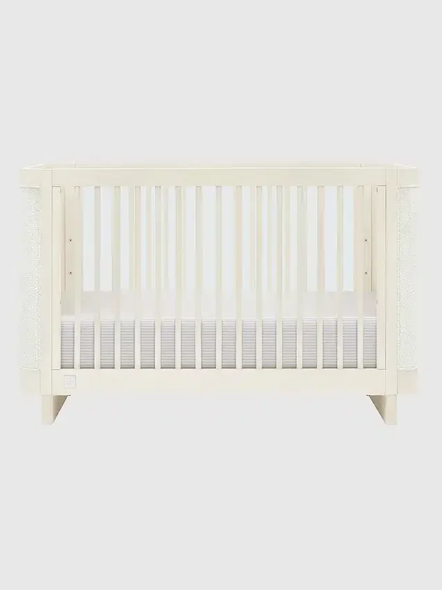 Tapicerowane łóżeczko babyGap Callie 4 w 1