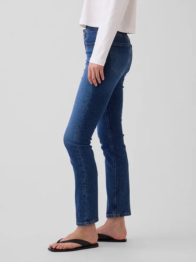 Vintage Slim Jeans o średnim stanie