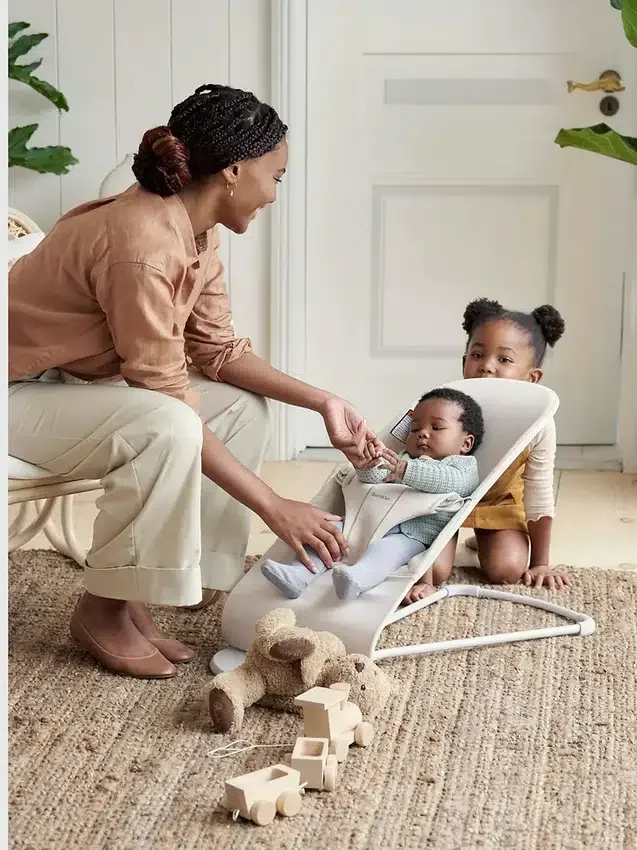 Zestaw Babybjorn 3D Jersey i leżaczek z miękką zabawką Bliss