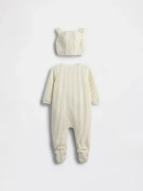 Zestaw ubranek „Baby First Favorites” z krzyżowanym dekoltem