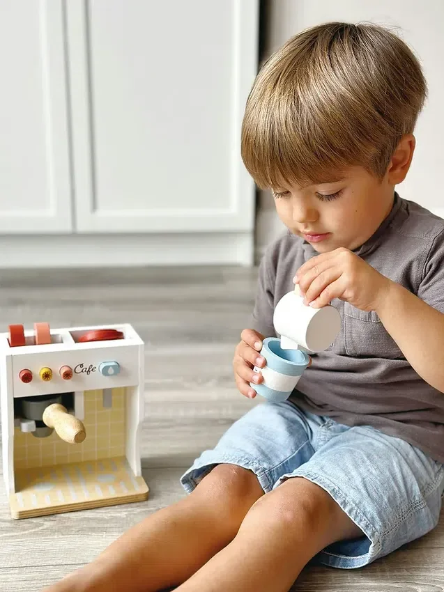 Zestaw zabawek dla malucha „Mały barista”